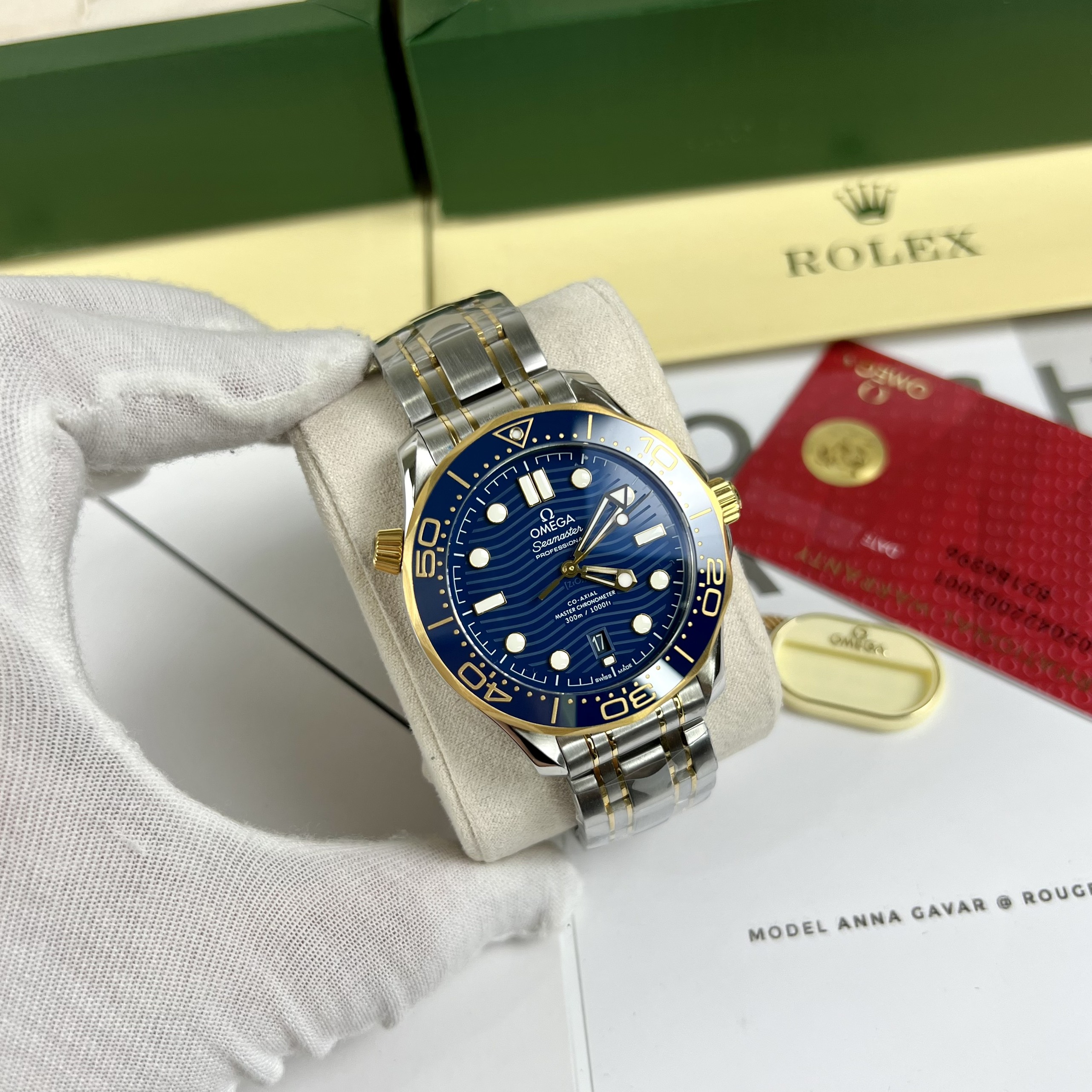 Đồng Hồ Nam Omega Seamaster Diver 300M Automatic Thuỵ Sỹ Viền Vàng Ta Mặt Blue 42mm