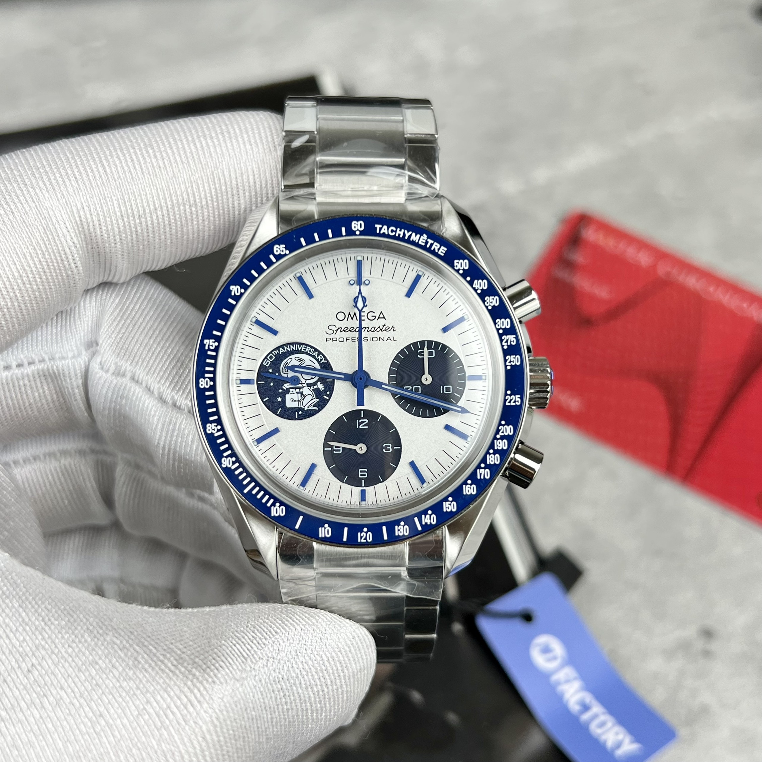 Đồng Hồ Nam Omega SpeedMaster Silver Snoopy Award Automatic Rep11 Thuỵ Sỹ 42mm