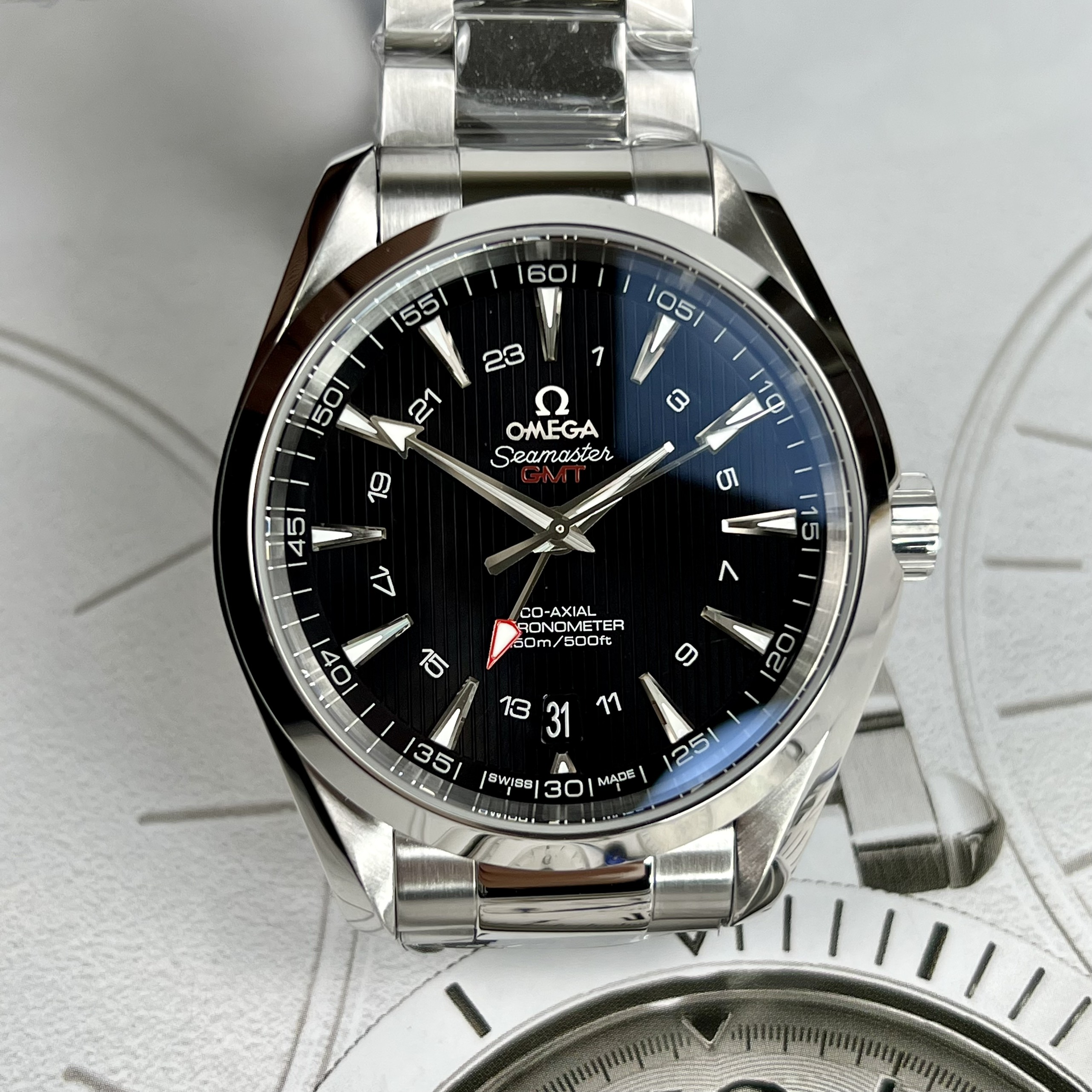 Đồng Hồ Nam Omega Seamaster Aqua Terra GMT Replica 11 Automatic Thuỵ Sỹ Cao Cấp 43mm