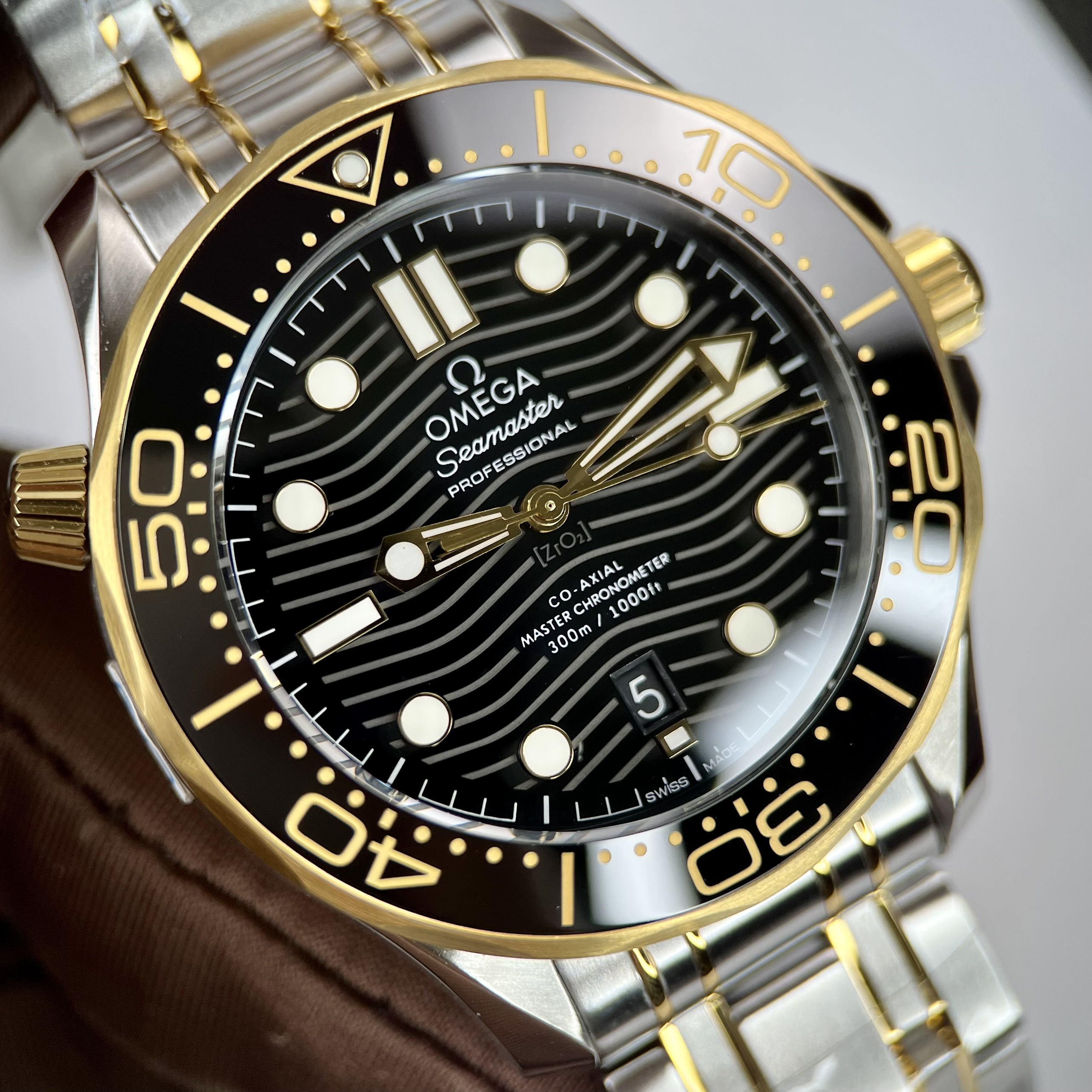 Đồng Hồ Nam Omega Seamaster Diver 300M Replica Cao Cấp Việt Vàng Ta 42mm